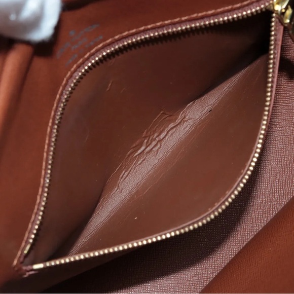 Louis Vuitton Monogram Boulogne Shoulder Bag - M51265 - Picture 7 of 11